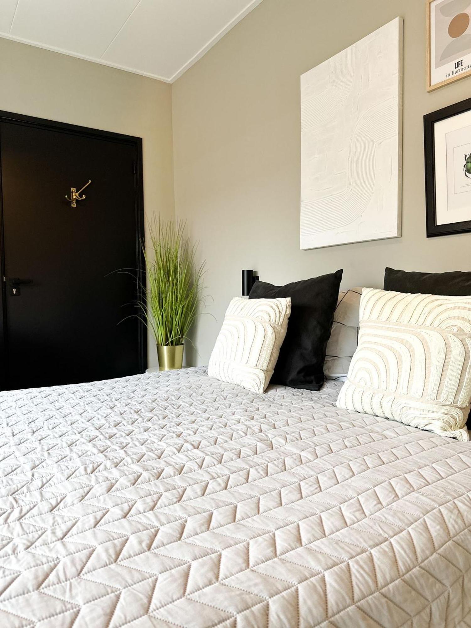 Bed & Breakfast Waterpoort - Incl Gratis Licht Ontbijt En Parking Sneek Ngoại thất bức ảnh